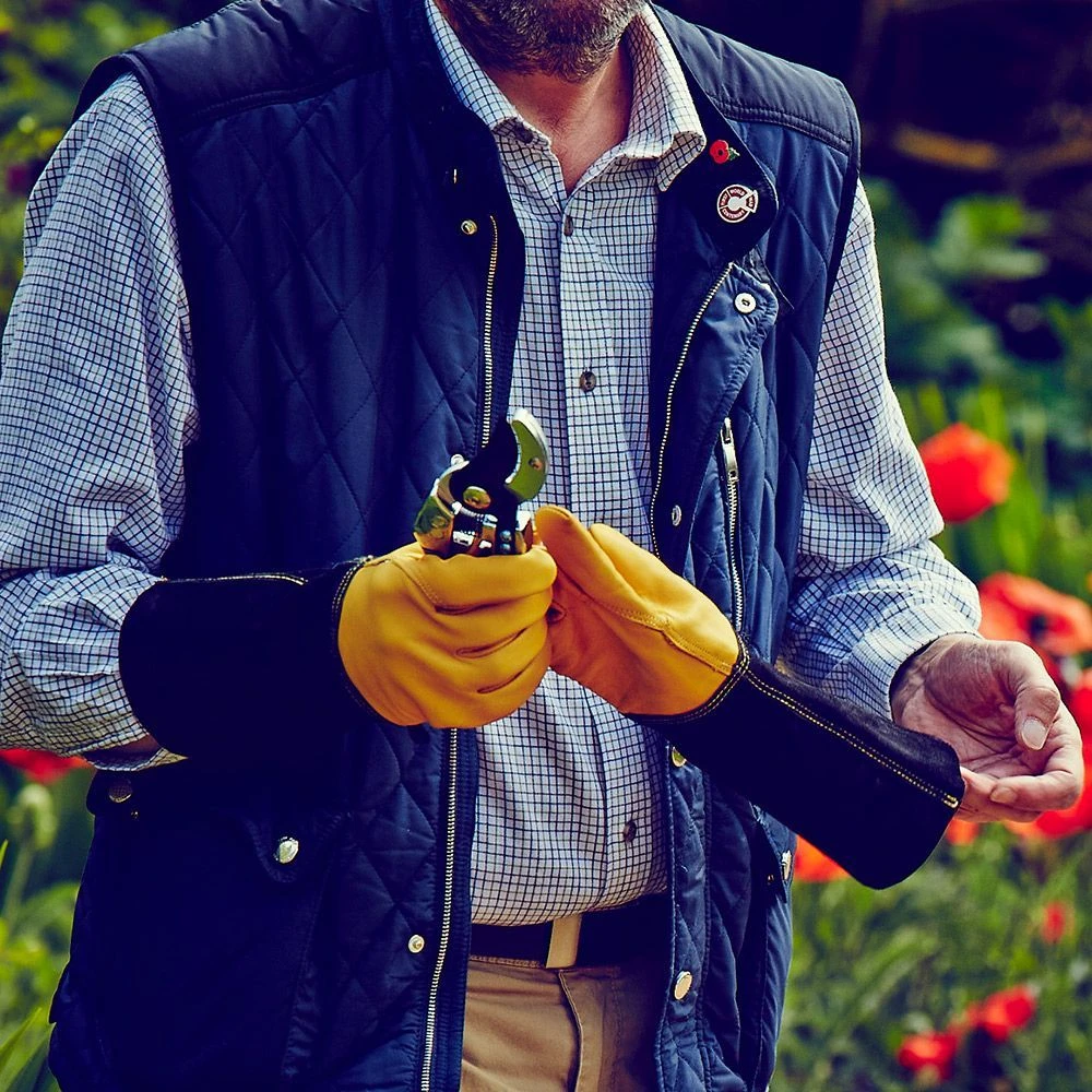 Deluxe Premium Leather Gauntlet - Medium 3 Deluxe Premium Leather Gauntlet - Medium