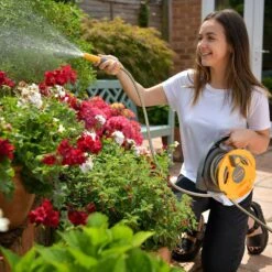 Micro Reel 10m 8 Micro Reel 10m -Happy Gardenly 10229826 Hozelock Micro Reel 2427 Lifestyle 1