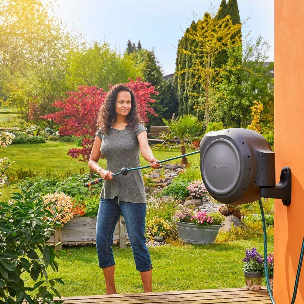 Gardena Retractable Hose Reel Automatic 30m 5 Gardena Retractable Hose Reel Automatic 30m - Image 3